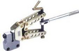 Paprsky PS-CKJ-I Mechanical Shearing and Punching Machine 
Manual angle iron puncher for tower construction 
Portable steel punching tool with 40mm throat depth