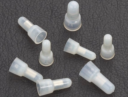 Safety-type wire joint with nylon insulation shell