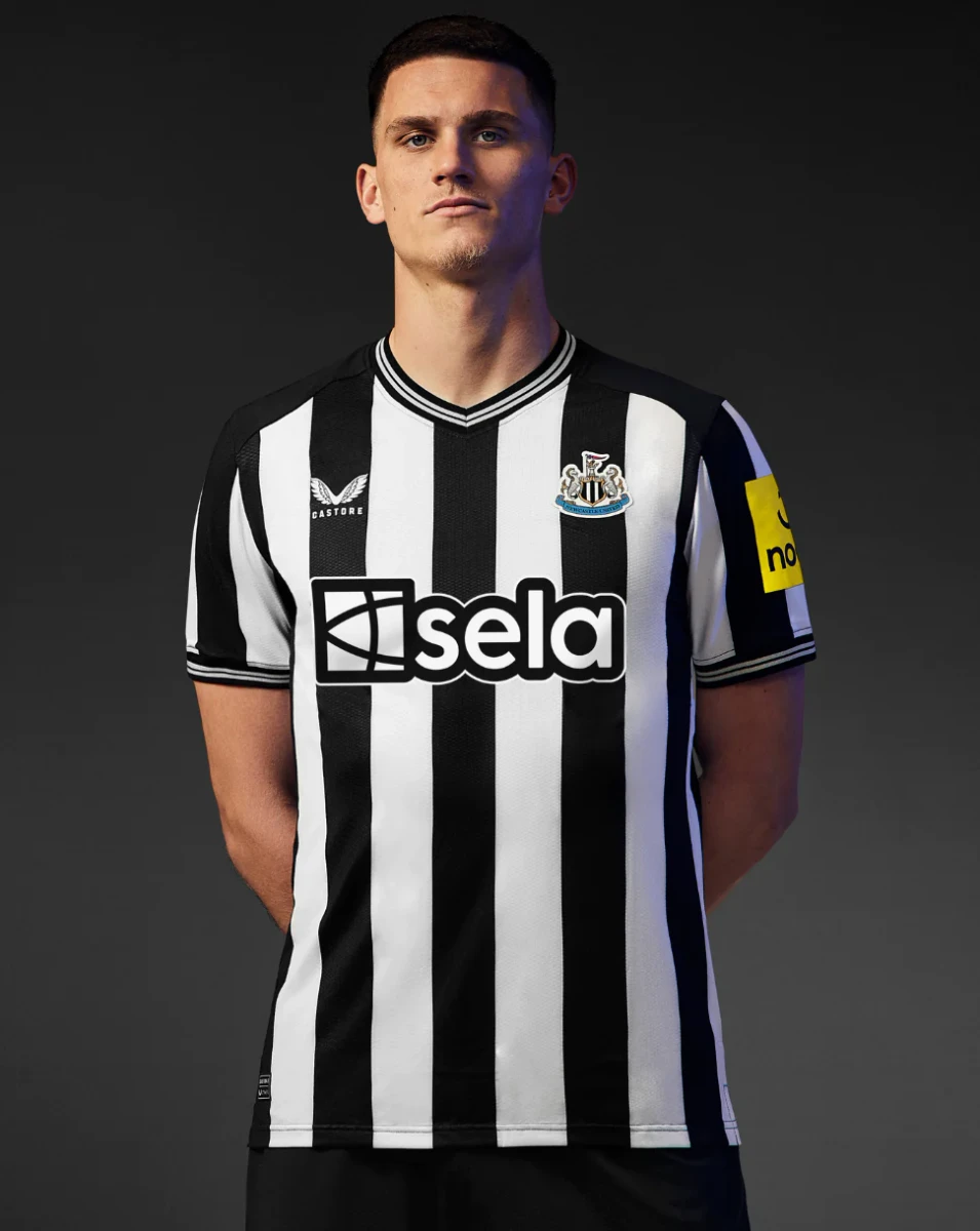 Newcastle United 23/24 Authentic Men's Home Shirt