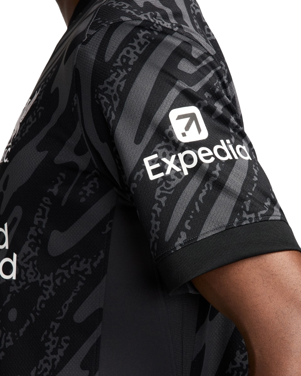 Liverpool 24/25 Men's Home Goalkeeper Shirt