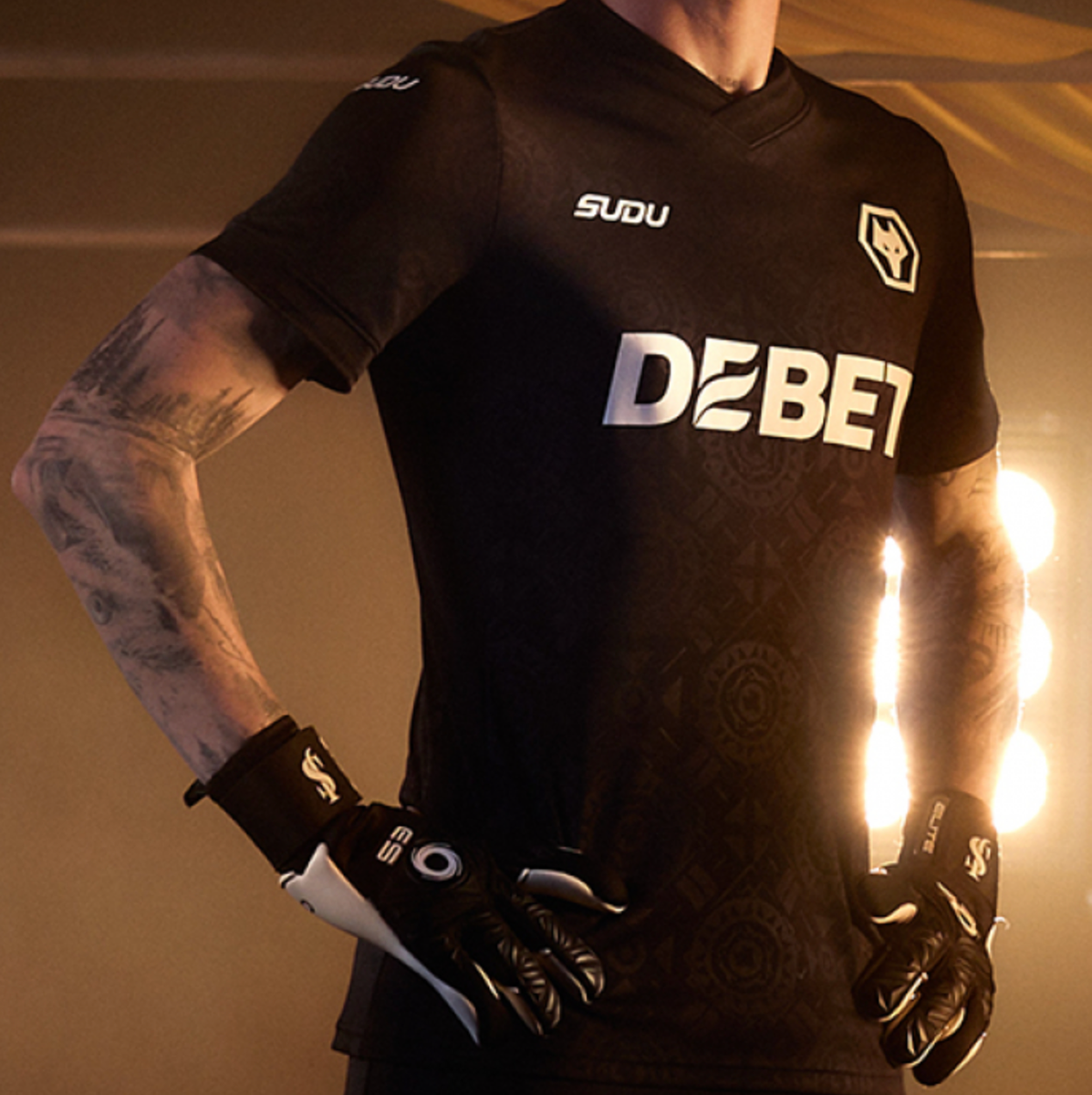 Wolves 25/26 Men's Home Goalkeeper Shirt