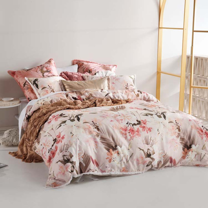 Linen House Holidae Petal Queen Bed Quilt Cover Set | My Linen