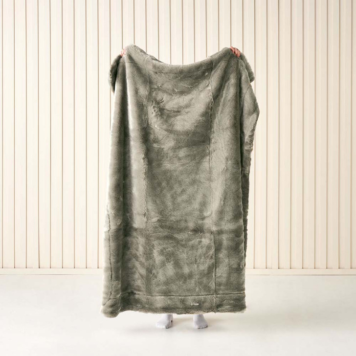 Linen House Selma Wasabi Throw | My Linen