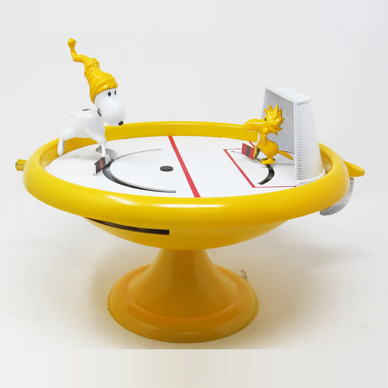 Atlantis Peanuts Snoopy and Woodstock Bird Bath Ice Hockey Game