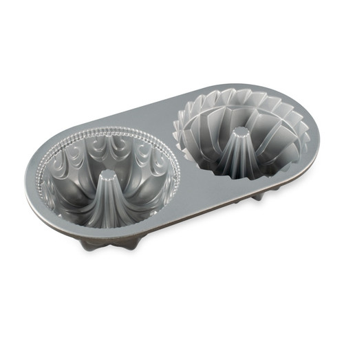 Nordic Ware Bundt® Duet Pan Nordic Ware Bundt® Duet Pan