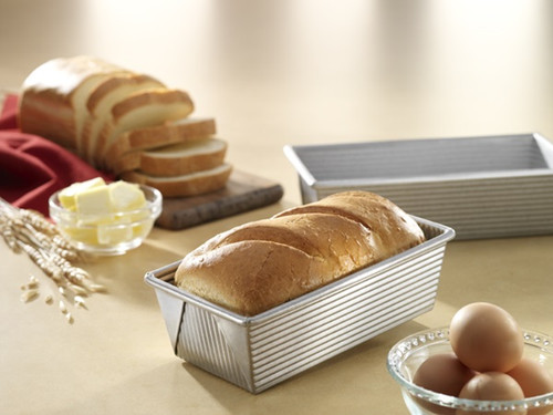 Small Bread Loaf Pan, Nonstick, 1 lb. vol. - USA Pan