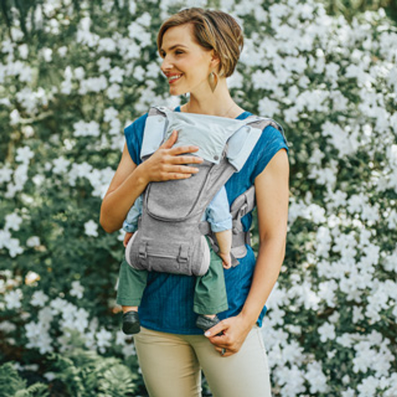 3 in 1 Hip Seat Baby Carrier | Chicco | Wherever there's a baby