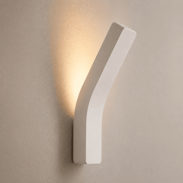 Elyvaro Curve Wandleuchte in Weiß mit geschwungener Form und indirektem Licht nach oben