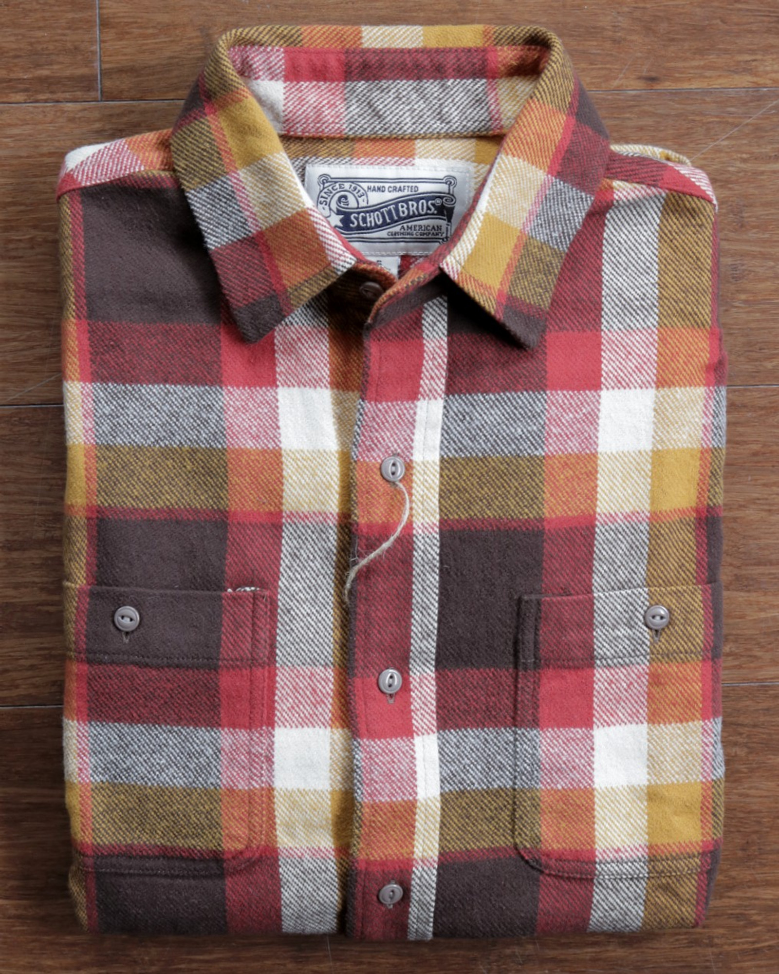 Plaid Cotton Flannel Shirt in Autumn