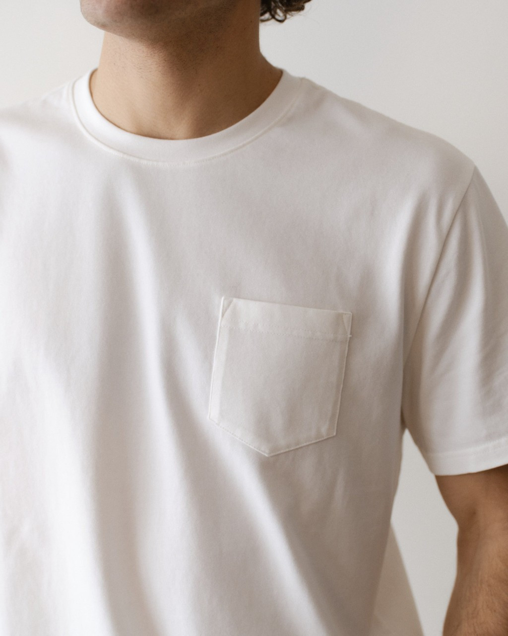 Luxe 250 Relaxed Pocket Tee in White