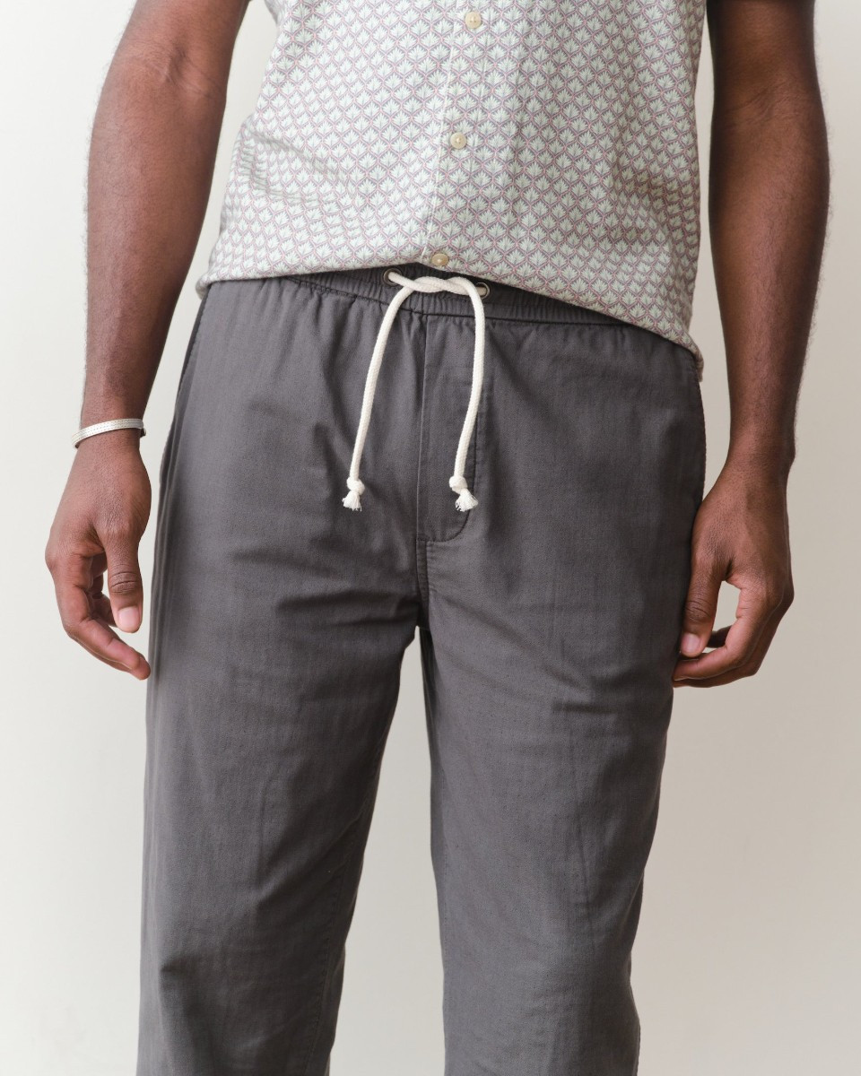 Saturday Beach Pant in Faded Black