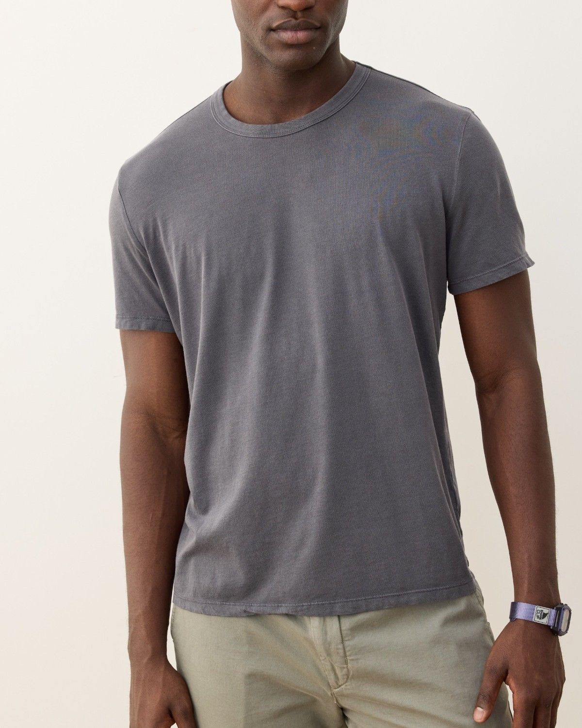 Signature Crew Tee in Asphalt