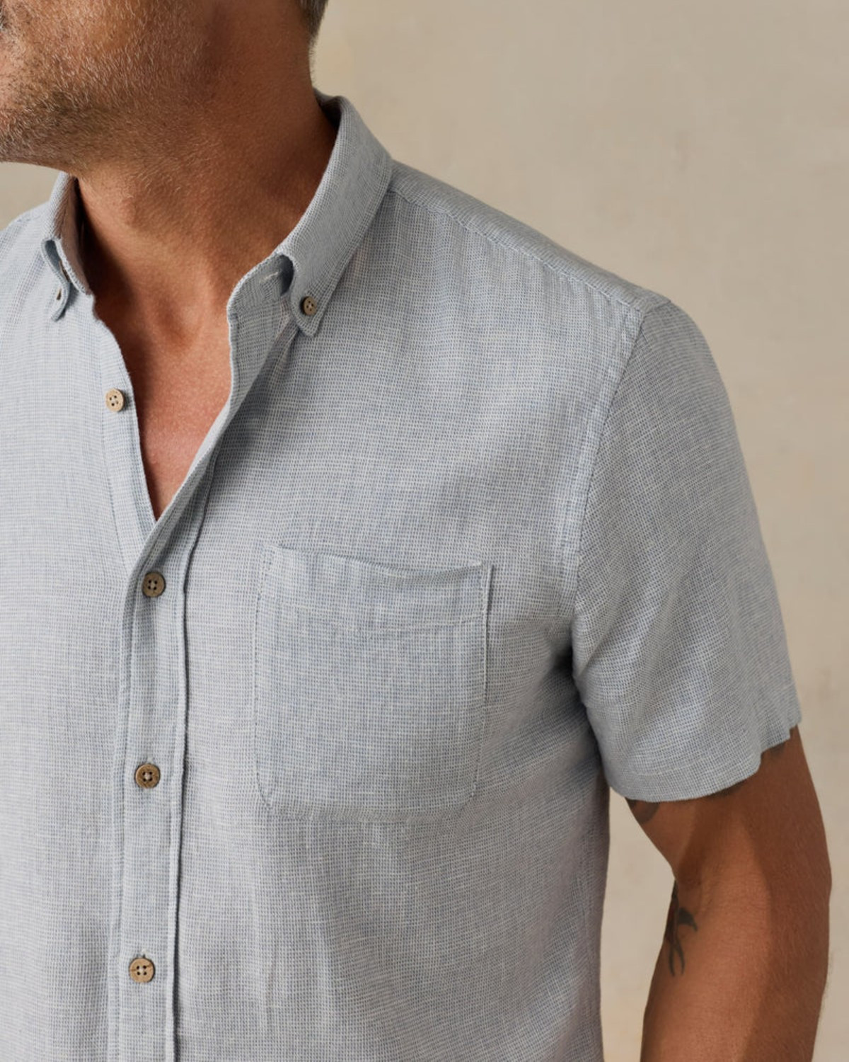 Short Sleeve Breeze Shirt in Blue Streams