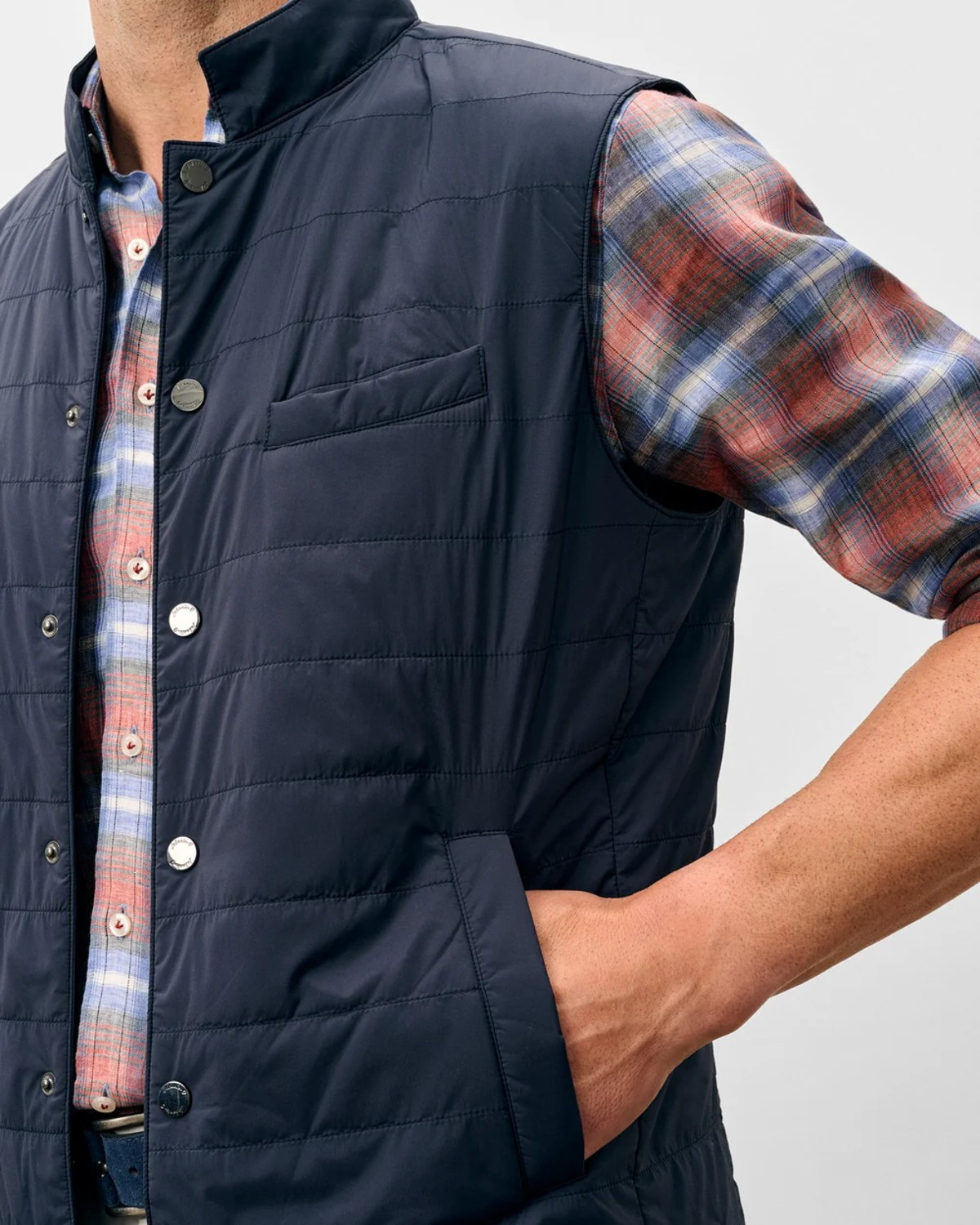 Bauer Snap Front Quilted Vest in Navy