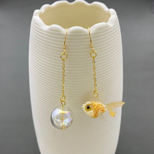 Mio Queena Asymmetric Yellow Goldfish and Bubble Earrings