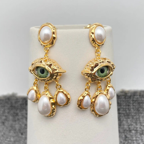 Temperament Evil Eye & Pearl Earrings
