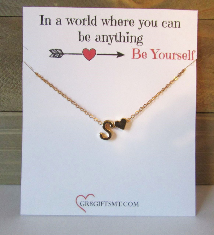 Initial-S-Heart-gold-necklace-gift.jpg
