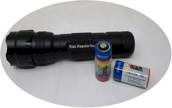 Zoom-able lens UV black light part number ZOOMTAC-395 Zoom-able lens UV black light part number ZOOMTAC-395
