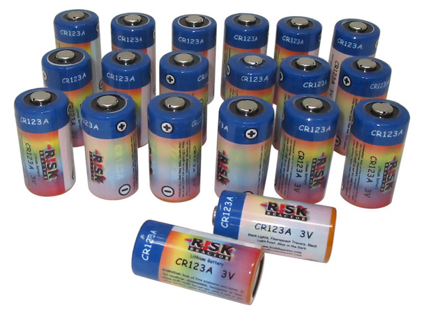 BATCR123-20PK Pack 20 CR123A batteries ready for use with our black light flashlights