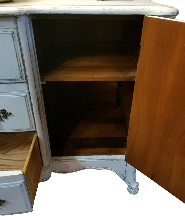 French Style Buffet in White