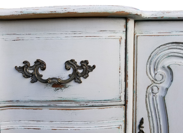 French Style Buffet in White