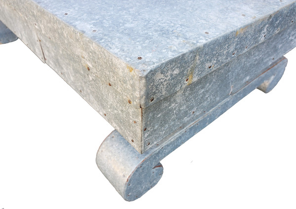 Corner detail of galvanized table.