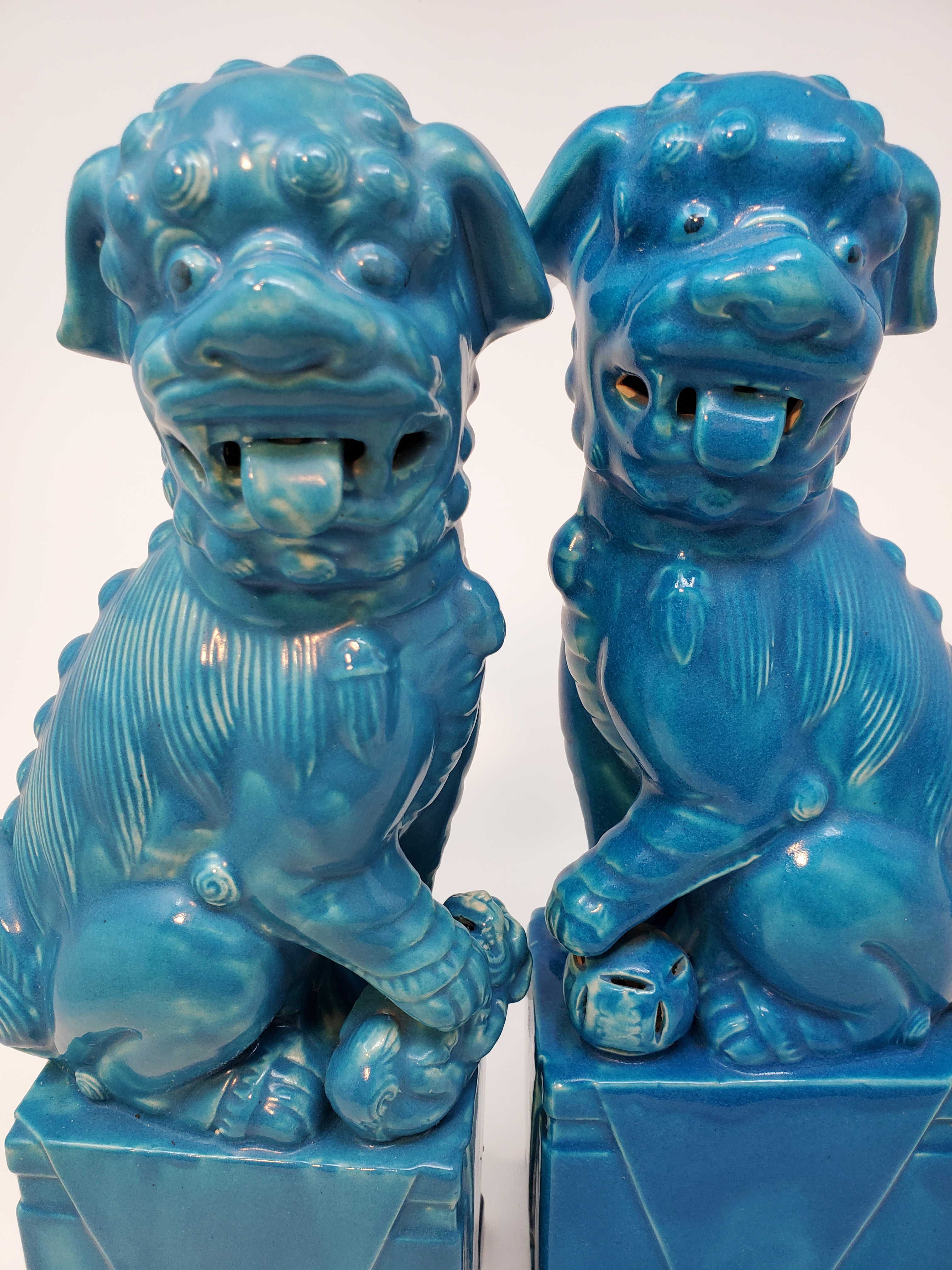 blue-foo-dogs-large.jpg