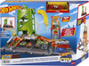 HOT WHEELS SUPER RECHARGE FUEL STATION