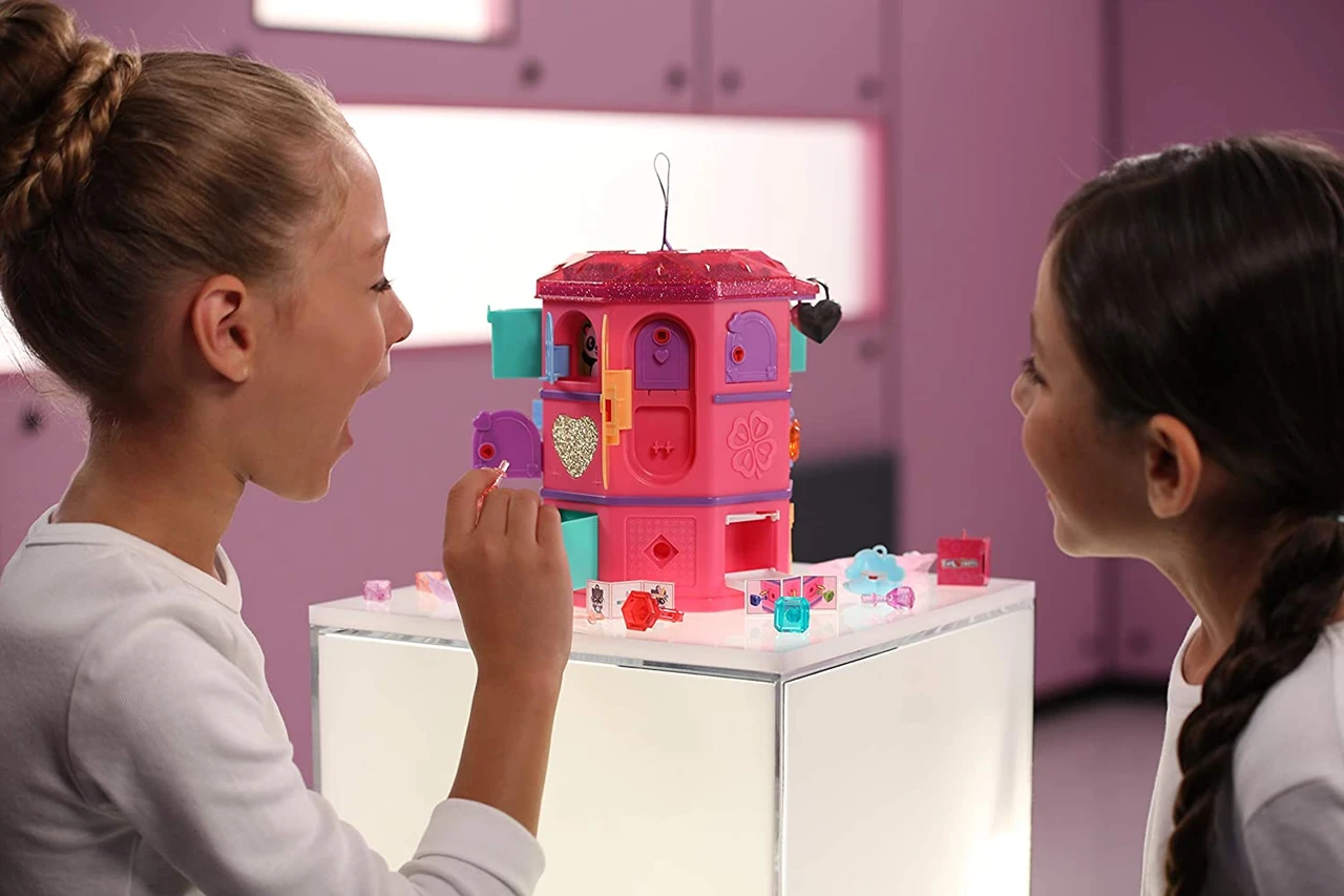FUNLOCKETS SECRET SURPRISE TREASURE HUNT TOWER