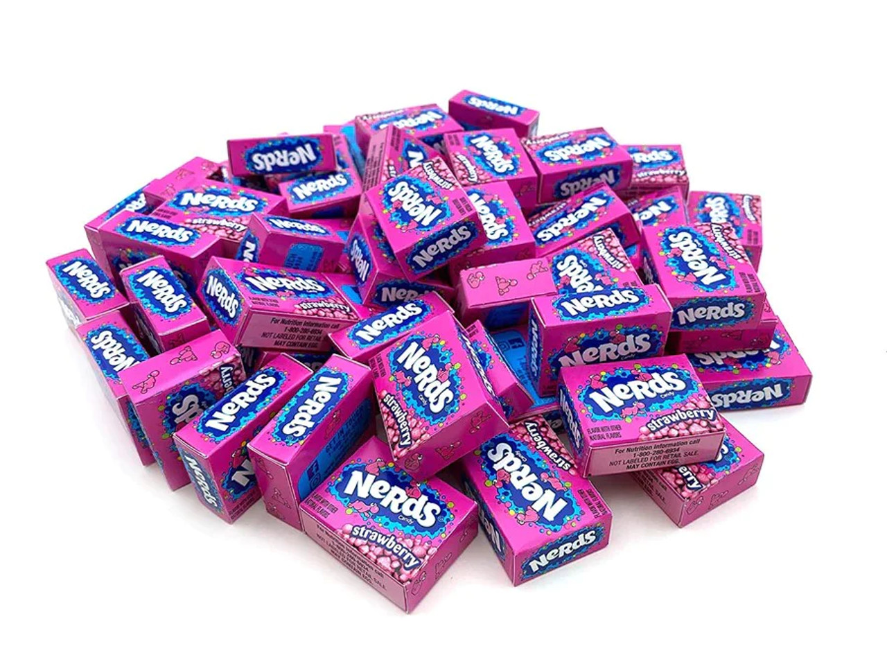 NERDS STRAWBERRY TREAT SIZE