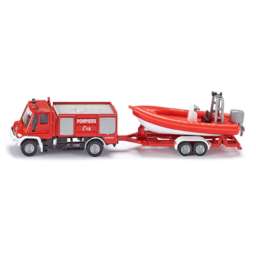 UNIMOG FIRE ENGINE WITH BOAT