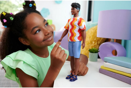 BARBIE KEN DOLL #220