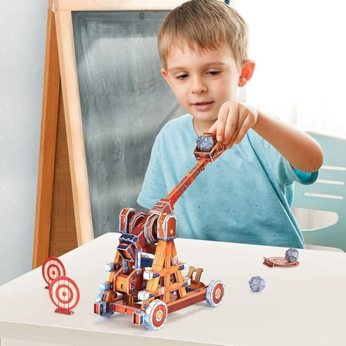 NATIONAL GEOGRAPHIC CATAPULT