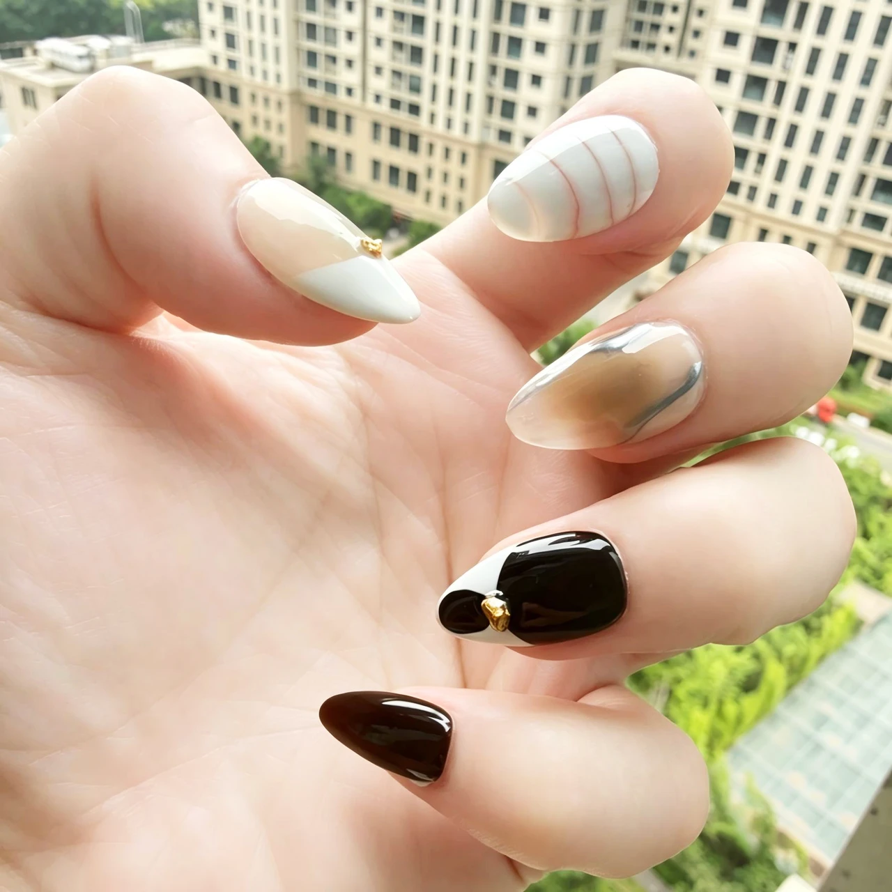 Cream & Black Abstract Press-On Nails, product view 5.