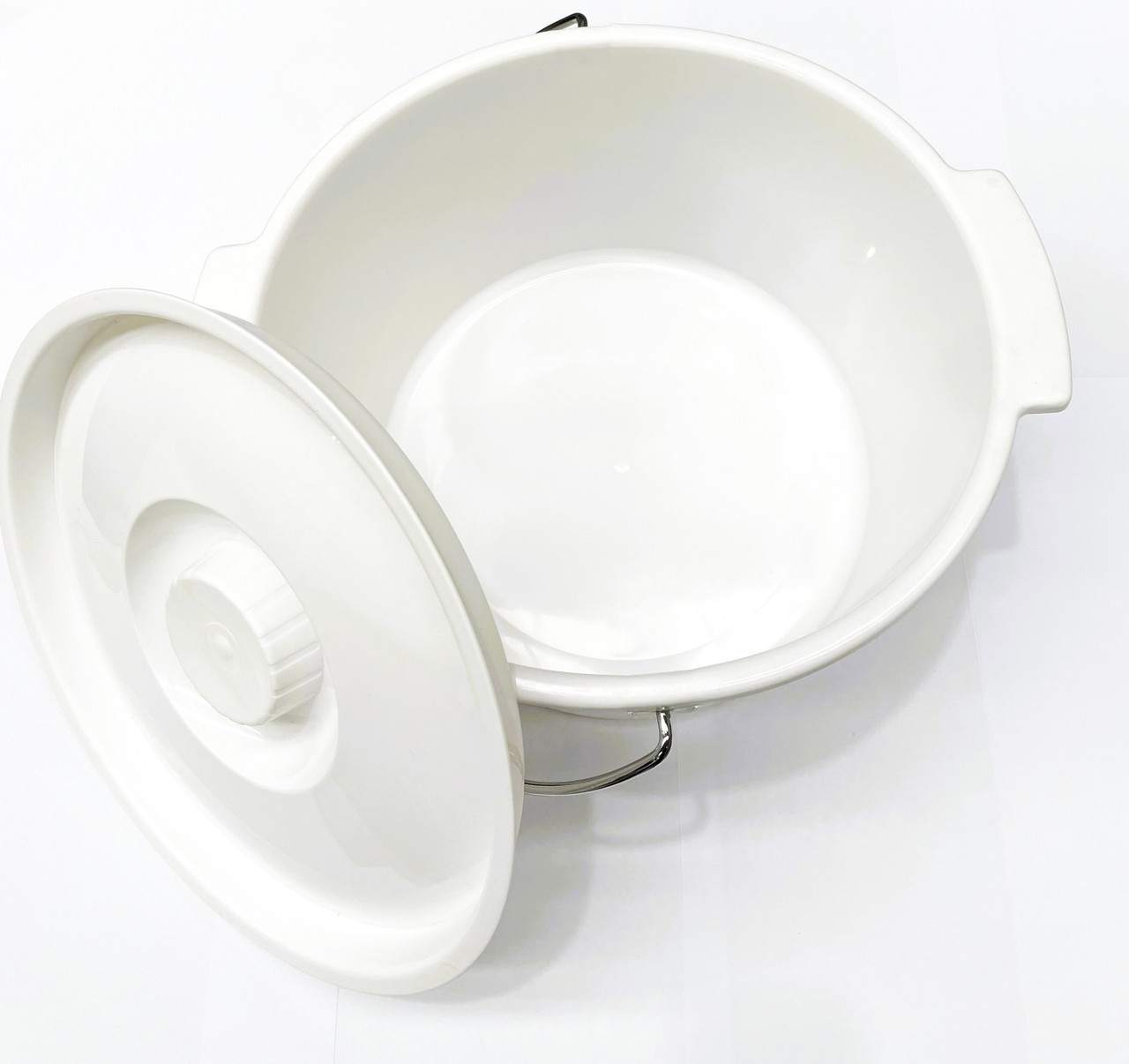 Bucket with Lid | Cobalt Health