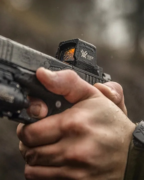 VORTEX VENOM 6 MOA ENCLOCED (VEN-MRD6-E) - Shooting Outdoor PR
