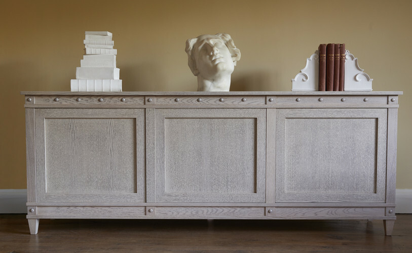 Cabinets and sideboards