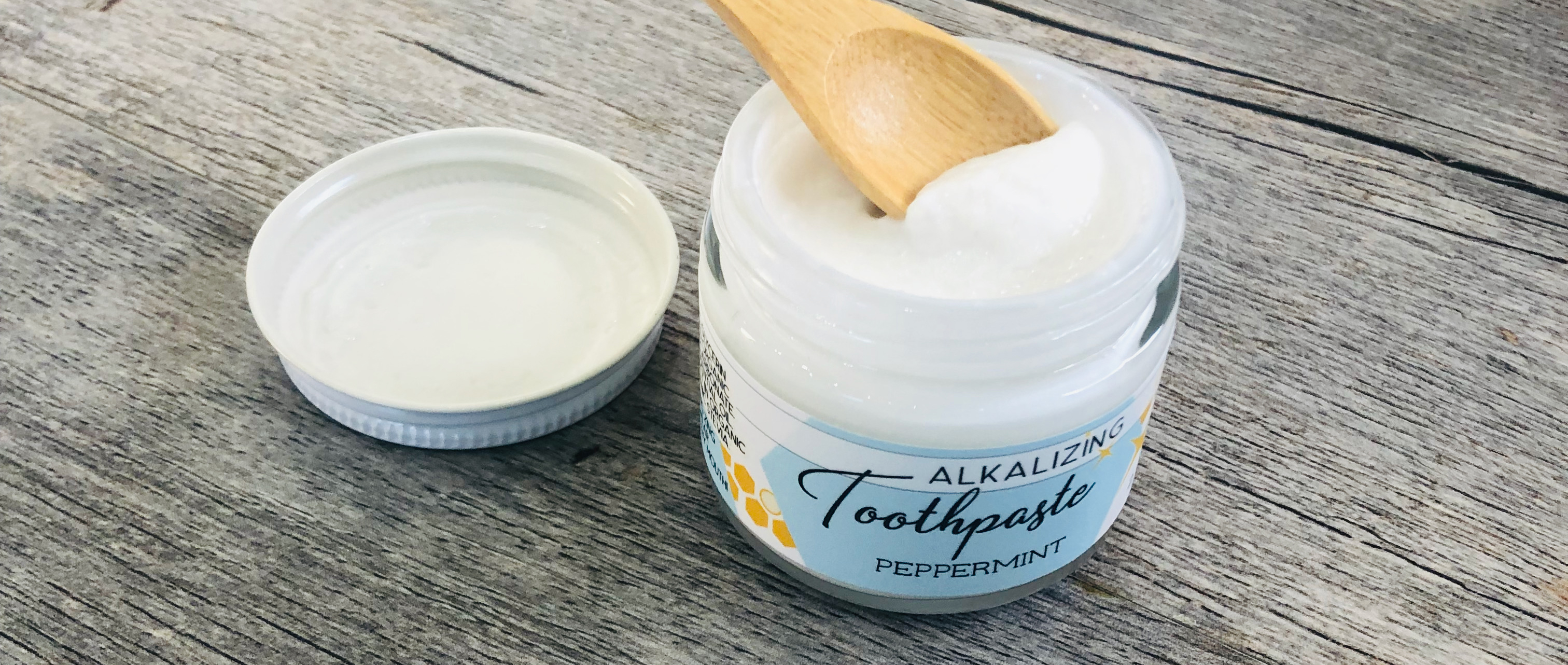 Toothpaste Bamboo Scoop - Bubble and Bee Organic