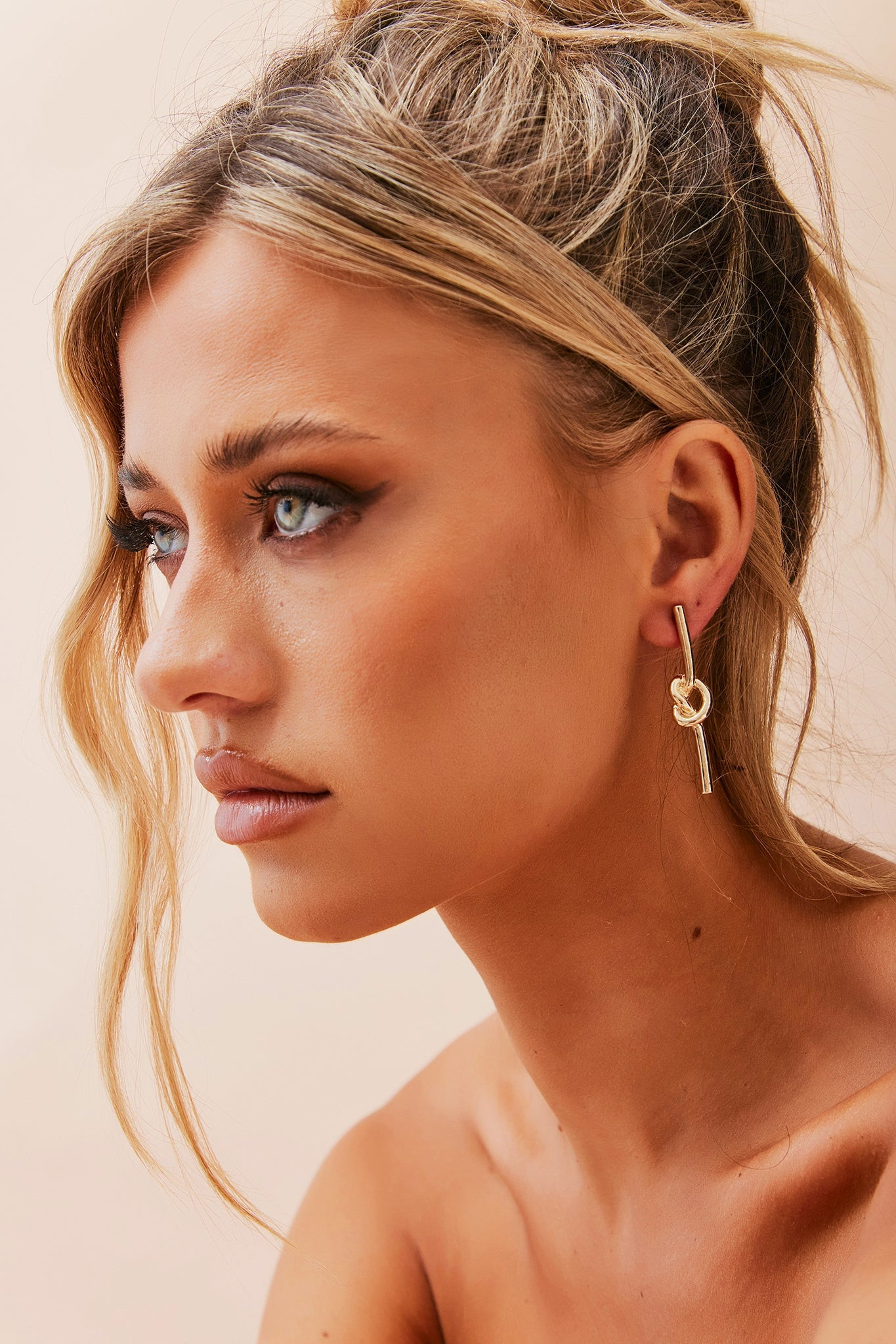 Give Me A Knot Earrings - Gold | Sage and Paige AUS.