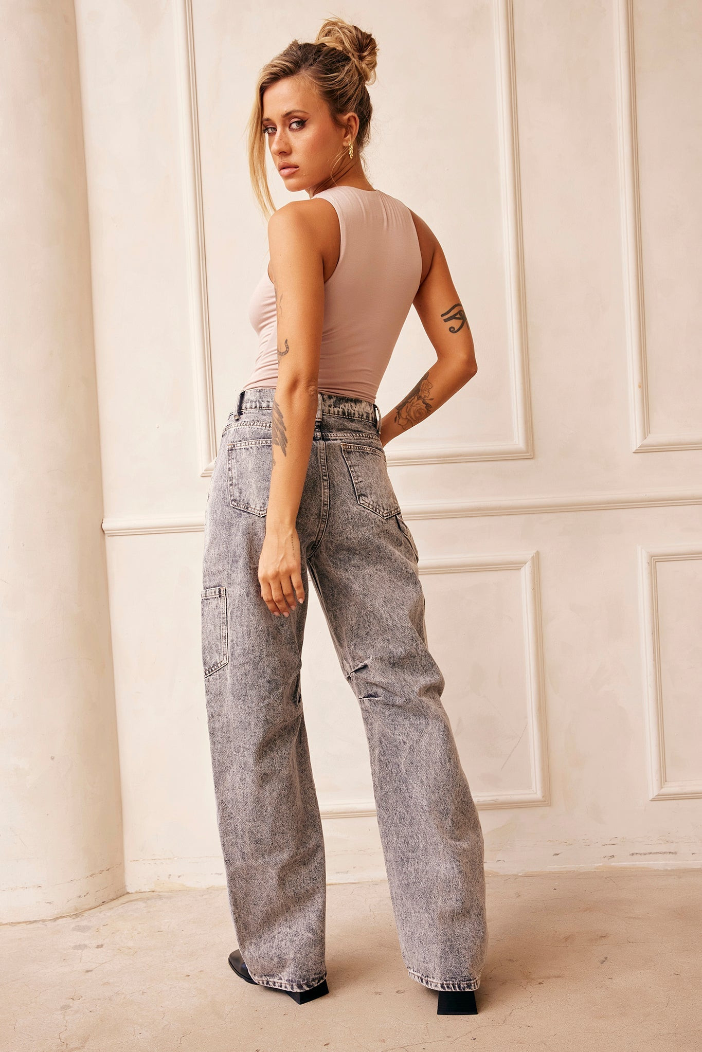 Understated Jeans - Charcoal | Sage and Paige AUS.