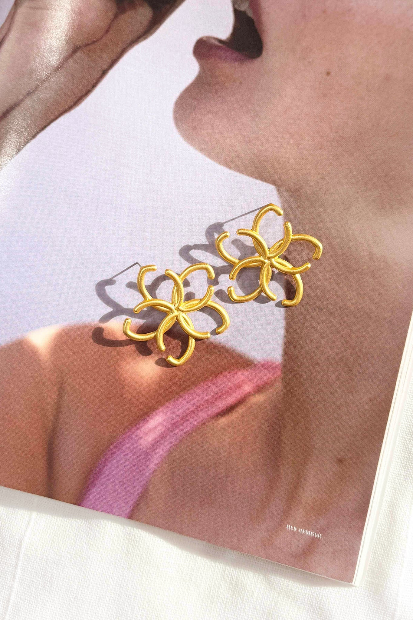 Onda Earrings - Gold