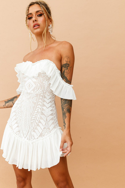 Venetian Summer Dress - White | Sage and Paige AUS. Venetian Summer Dress - White | Sage and Paige AUS.