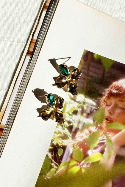 Verdant Muse Earrings - Green