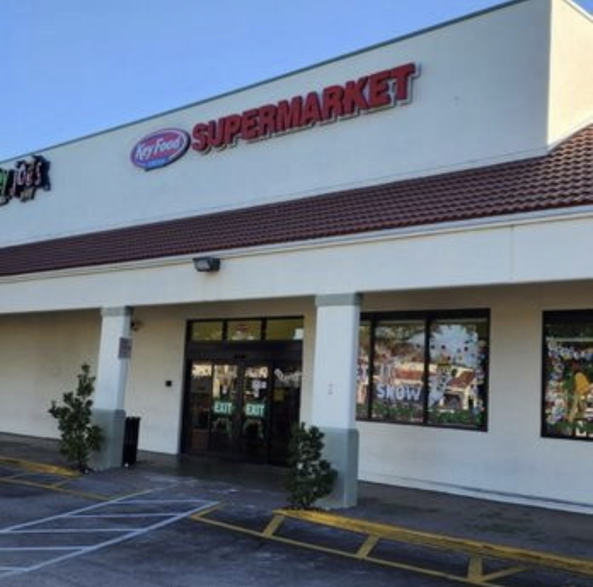Key Food Supermarket storefront