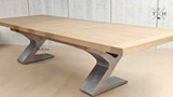 Quinn Extendable Dining Table: A testament to modern design, adapting from intimate to grand settings.