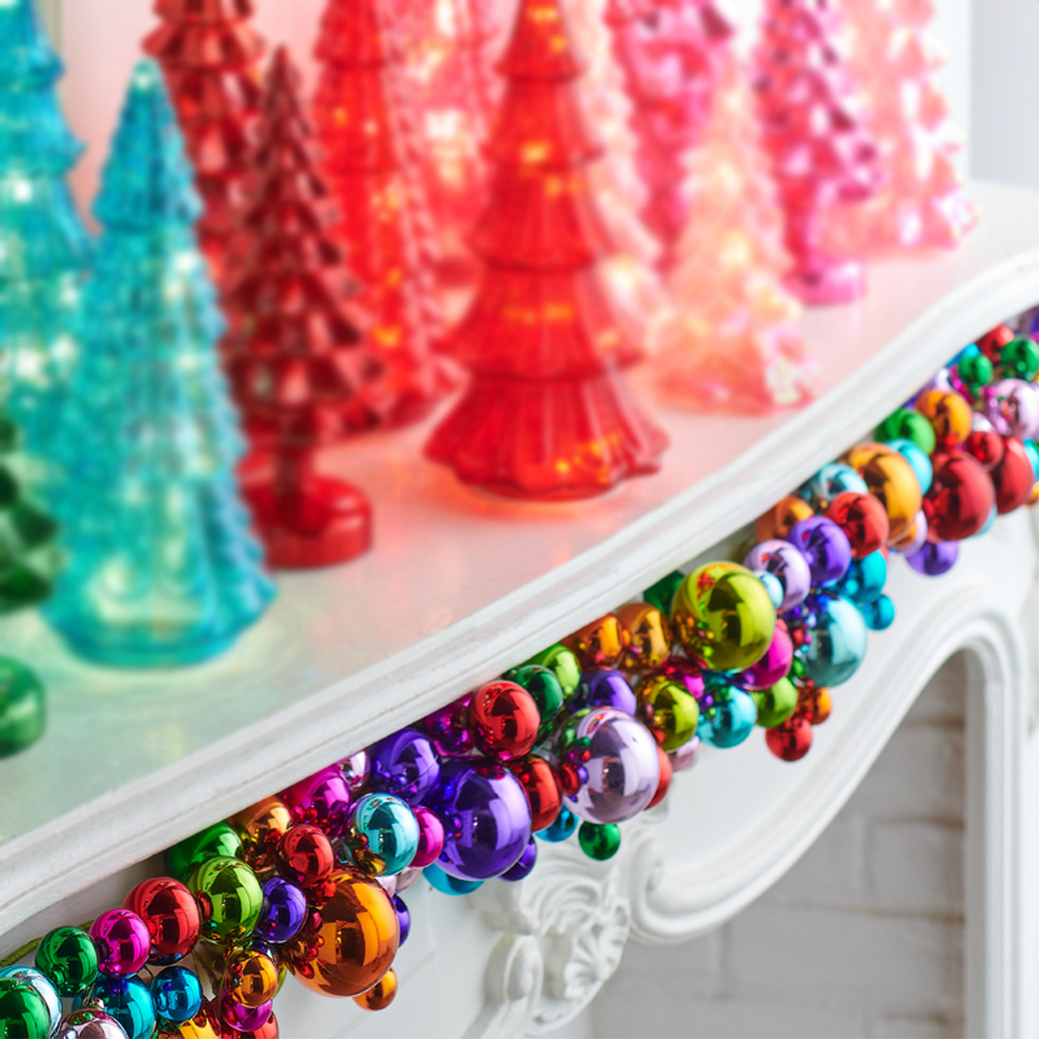 Guirlande de Noël avec boules multicolores Raz 6 pi, Raz Imports, Raz Noël, Décoration de Noël