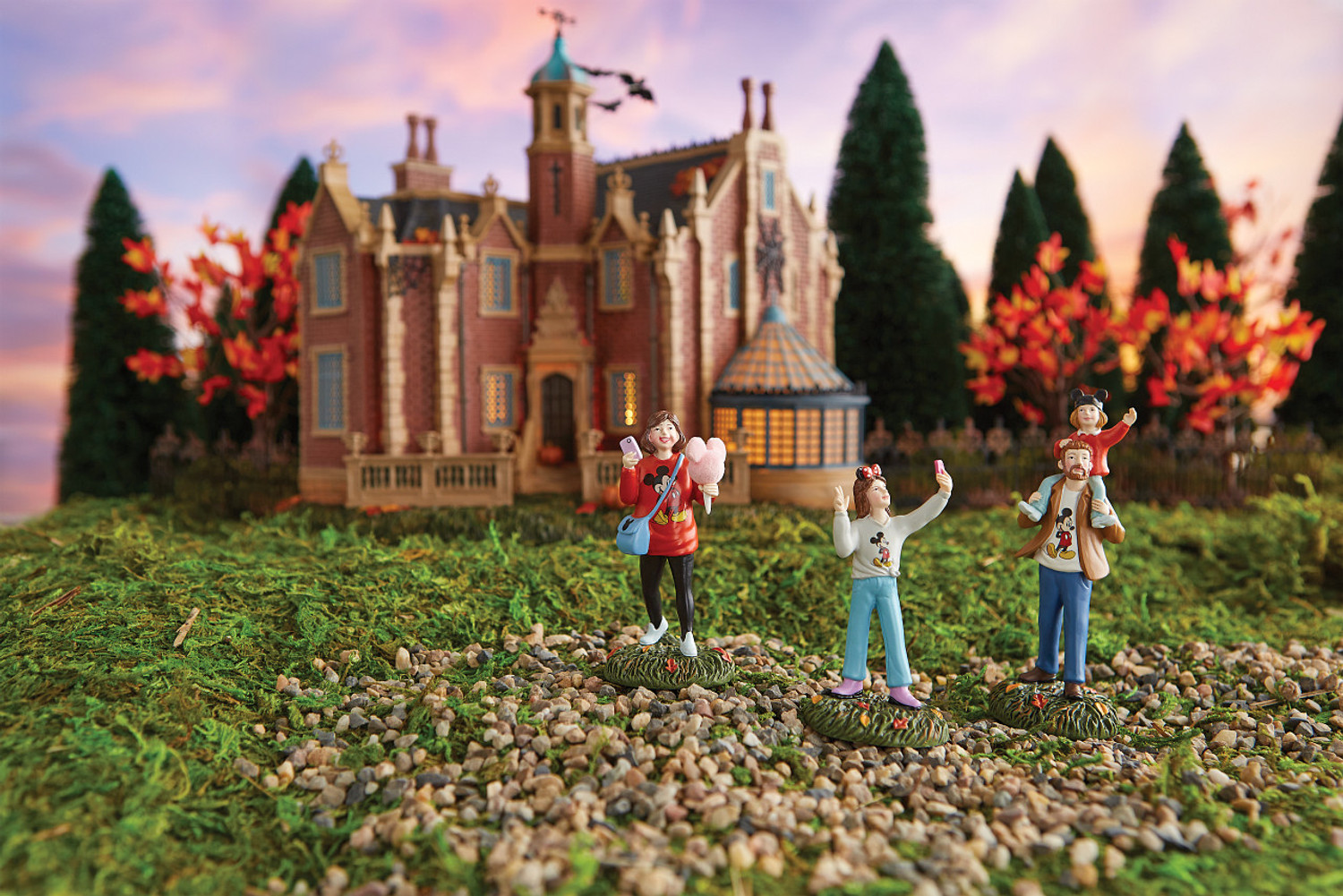 置物 Department56 Disny Parks Village Series Amazon.com: Department 56 Disney Parks Village Series