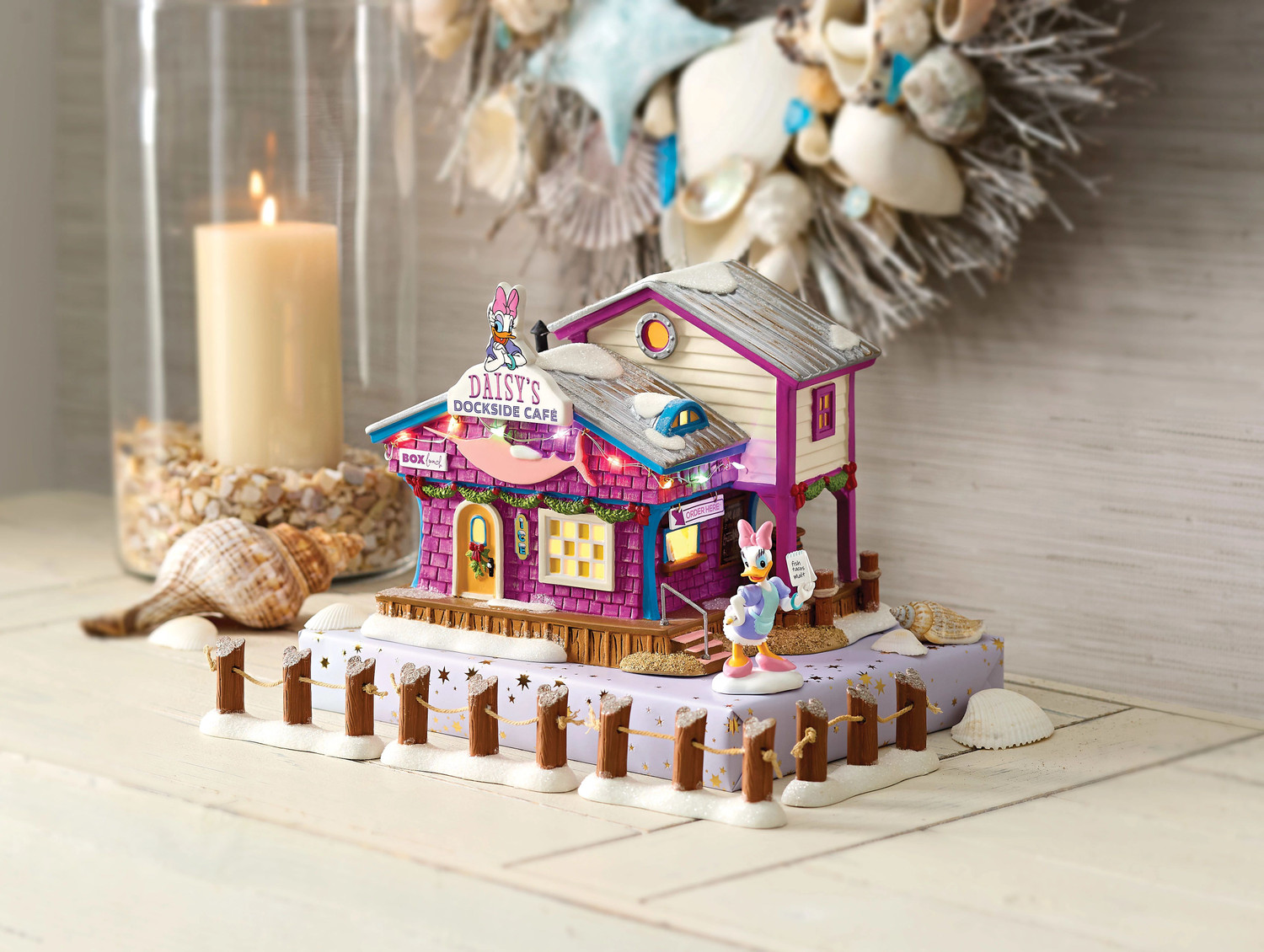 Department 56 Disney Daisy Dockside Cafe Full Set | Department 56