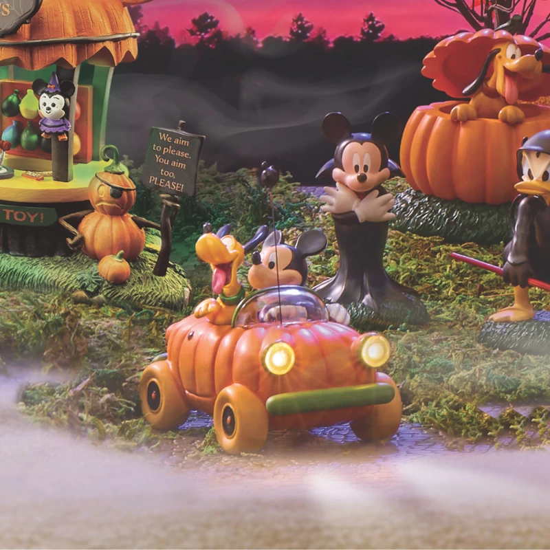 Department 56 Disney Mickey's Pumpkintown Arriving In Style Figure