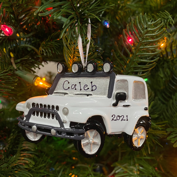 Weißer Jeep 4x4 personalisierter Weihnachtsschmuck weiß or1763-w-2